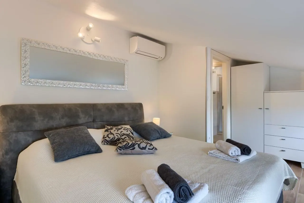 Apartments Dream In Arena 2 Pula Center Free Parking 0*,