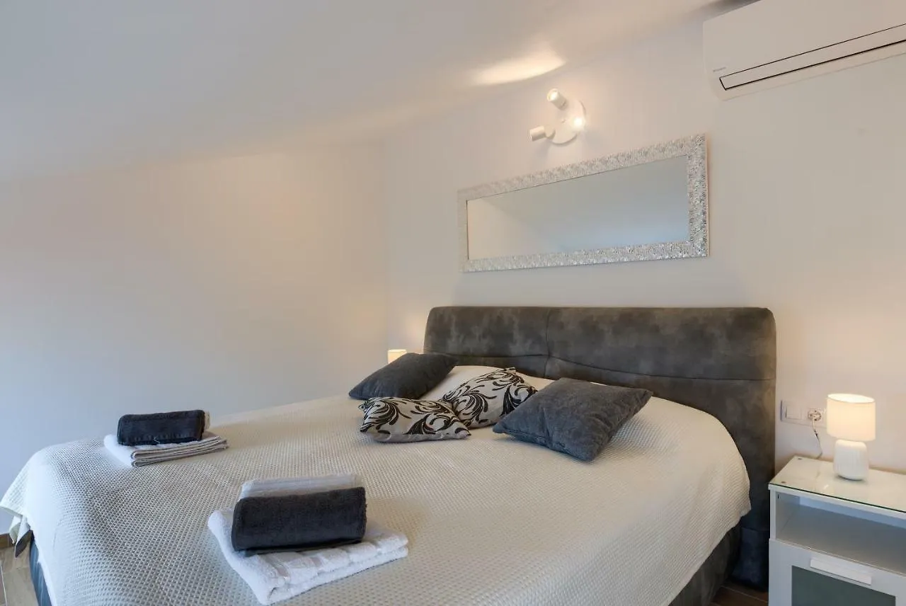 Apartments Dream In Arena 2 Pula Center Free Parking 0*,  Kroatien
